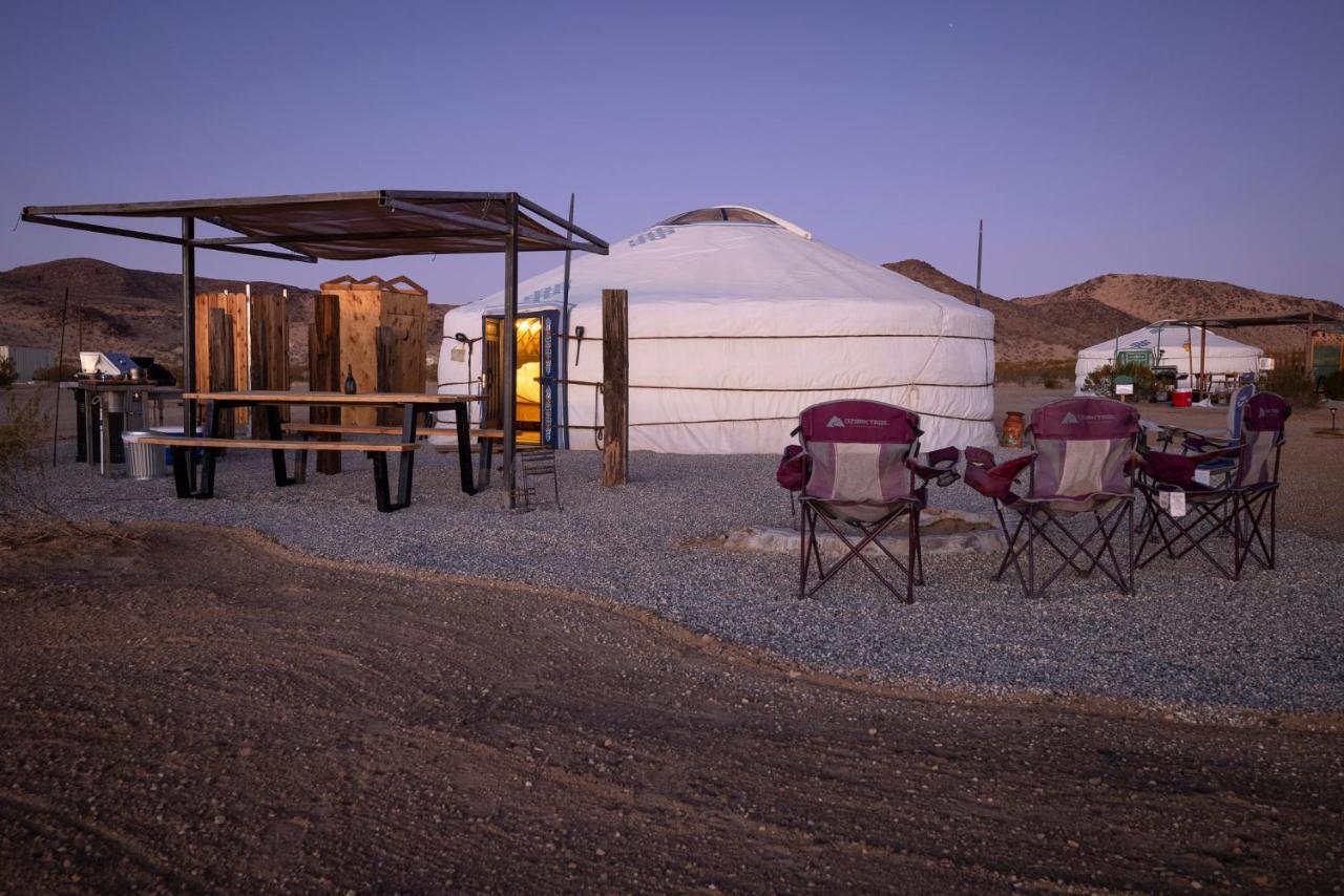 Family Style Star Gazing Yurt Twentynine Palms Exterior foto