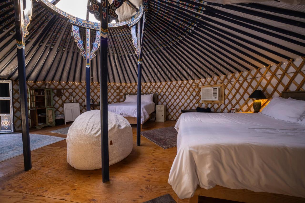Family Style Star Gazing Yurt Twentynine Palms Exterior foto